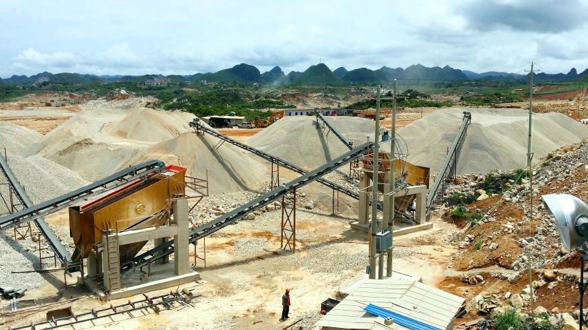 Jiangsu Nantong city，Limestone crushing and screening production line